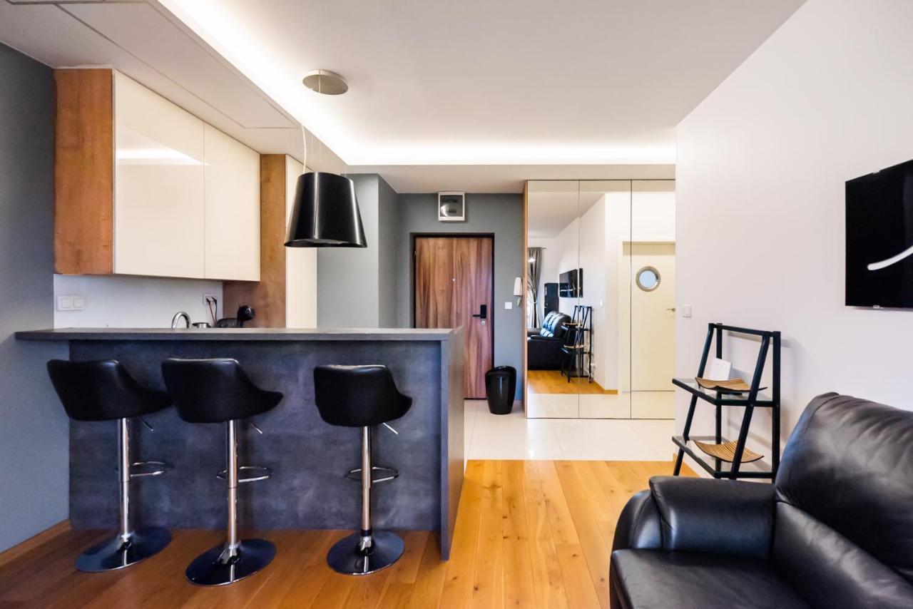 Bakalarska Modern Apartment Варшава Екстер'єр фото